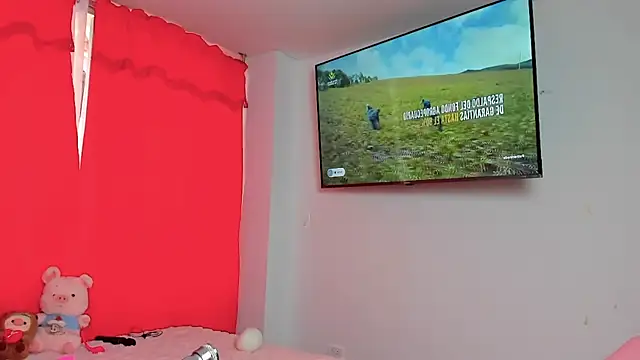 larsonbeverly online show from April 28, 6:57 pm