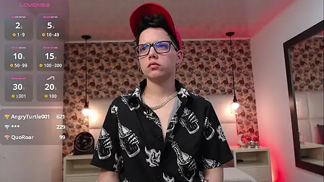 SpencerMontgomery online show from September 13, 7:19 am