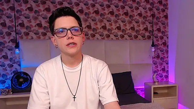 SpencerMontgomery online show from October 7, 8:28 pm