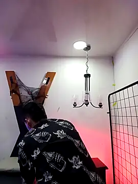 SpencerMontgomery online show from November 10, 6:40 pm