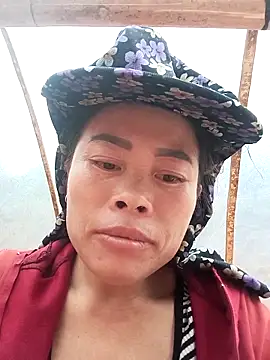 CoMay003 online show from September 25, 1:53 am