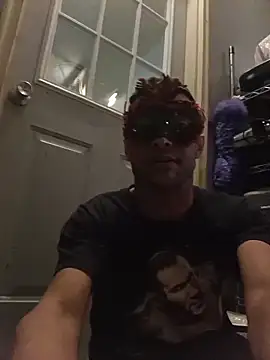 Snapshot of dicinyou80 chatting on November 30, 2:43 pm dicinyou80 online show from November 30, 2:43 pm