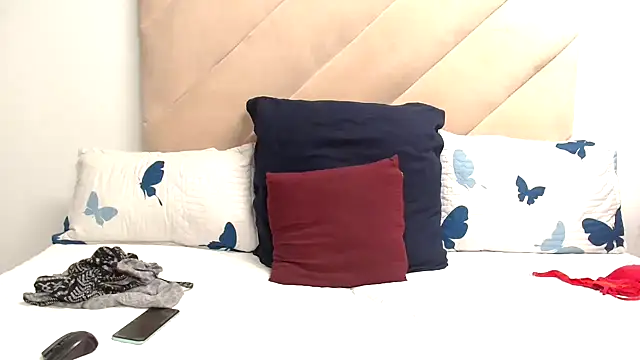 Snapshot of XXBUBBLYBARBIEXX chatting on October 22, 6:40 pm XXBUBBLYBARBIEXX online show from October 22, 6:40 pm