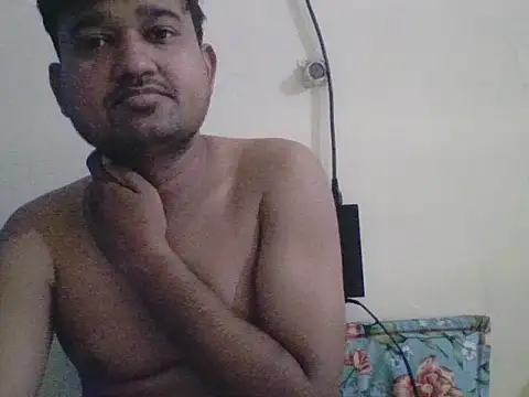 Snapshot of VadodaraBBC chatting on November 4, 6:07 pm VadodaraBBC online show from November 4, 6:07 pm