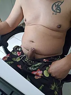 Snapshot of Carloskasado chatting on January 11, 8:08 am Carloskasado online show from January 11, 8:08 am