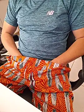 Snapshot of Carloskasado chatting on January 16, 12:31 pm Carloskasado online show from January 16, 12:31 pm