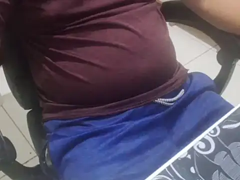 Snapshot of Carloskasado chatting on March 14, 2:39 am Carloskasado online show from March 14, 2:39 am