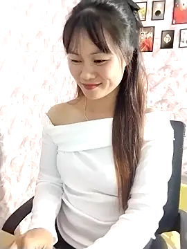 Snapshot of Sisi_dy01 chatting on October 26, 1:50 pm Sisi dy01 online show from October 26, 1:50 pm