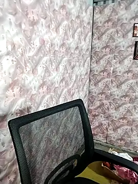 Snapshot of Sisi_dy01 chatting on October 30, 11:55 am Sisi dy01 online show from October 30, 11:55 am