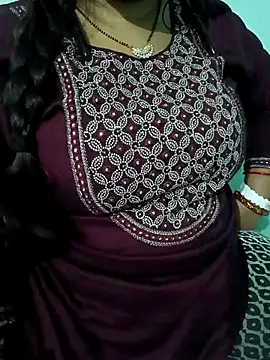 Snapshot of Anjali-bhabhi chatting on February 27, 1:33 pm Anjali-bhabhi online show from February 27, 1:33 pm