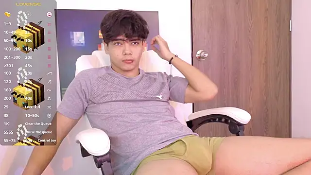 an drew18 online show from January 16, 1:04 pm