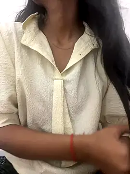 tanisha-2005 online show from November 9, 7:45 pm