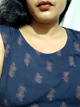 Snapshot of spicysuhana chatting on July 13, 5:05 pm spicysuhana online show from July 13, 5:05 pm