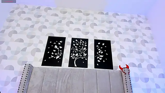 cristhi esterling online show from November 30, 1:04 pm