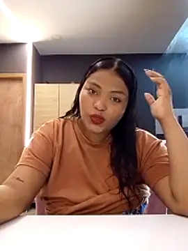 Cristal hott1 online show from February 15, 7:10 pm