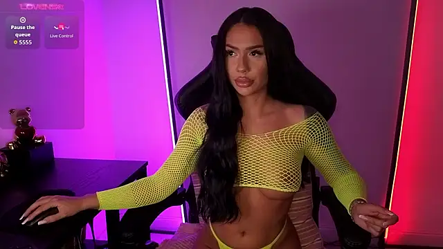 Snapshot of alisonrouge chatting on February 20, 8:09 pm alisonrouge online show from February 20, 8:09 pm