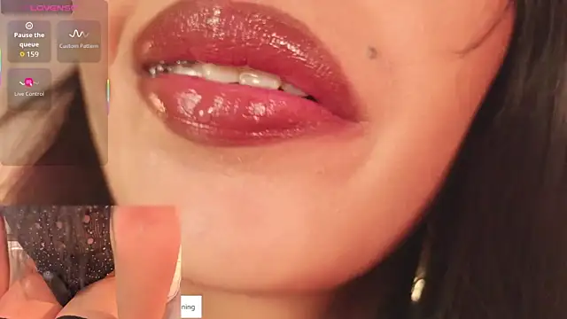Snapshot of Miss_Charlottet chatting on March 22, 7:28 pm Miss Charlottet online show from March 22, 7:28 pm