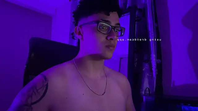 edwinsalvatorex online show from December 16, 5:01 am