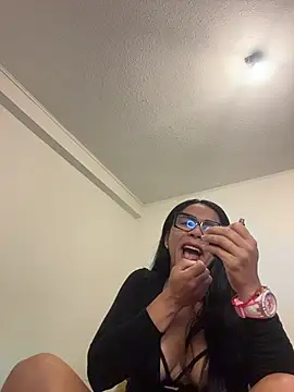 princesaliay online show from March 24, 10:53 am