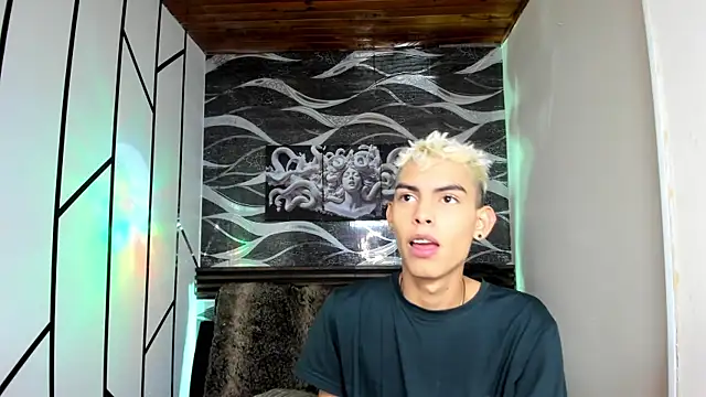 Room 69x online show from January 13, 3:12 am