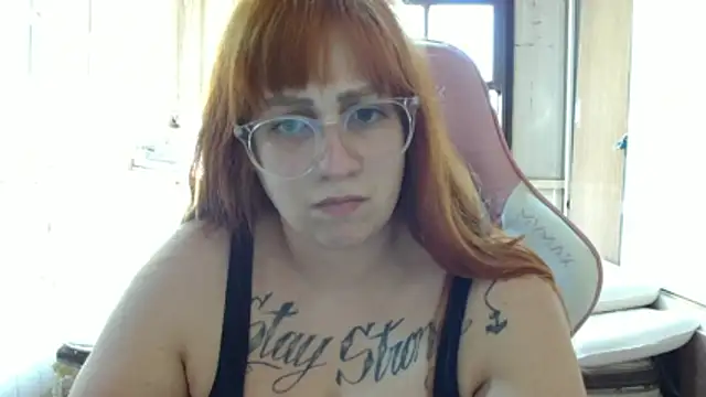 Snapshot of witchkiki chatting on November 11, 8:31 pm witchkiki online show from November 11, 8:31 pm