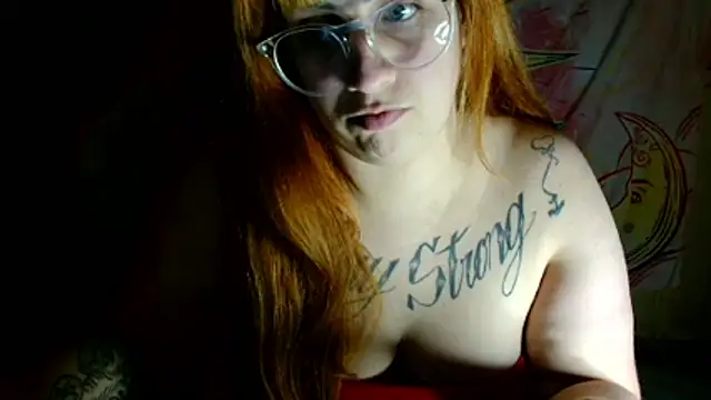 Snapshot of witchkiki chatting on December 4, 4:22 am witchkiki online show from December 4, 4:22 am