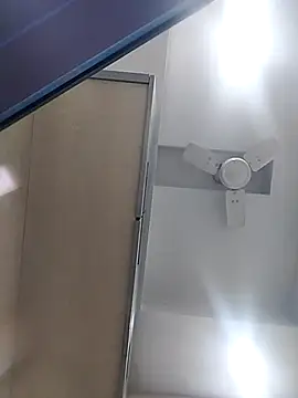 Snapshot of kiss_like_choco11 chatting on March 25, 5:35 am kiss like choco11 online show from March 25, 5:35 am