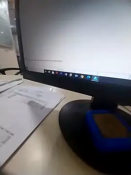 Snapshot of kiss_like_choco11 chatting on April 13, 5:46 am kiss like choco11 online show from April 13, 5:46 am