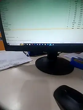 Snapshot of kiss_like_choco11 chatting on April 15, 10:33 am kiss like choco11 online show from April 15, 10:33 am