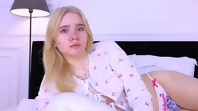 ANNABELLE LU online show from October 22, 2:23 am