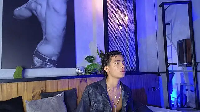 AlanCutee online show from March 28, 11:54 am