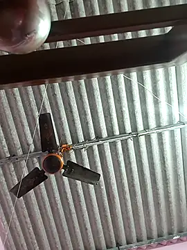 Cute-Swewty online show from November 18, 2:54 pm