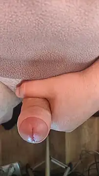 TobyDick13 online show from October 4, 8:34 am