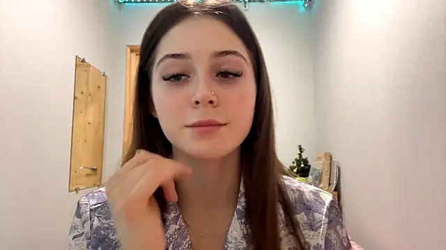 Snapshot of Adel_strongwoman chatting on January 7, 7:16 pm Adel strongwoman online show from January 7, 7:16 pm