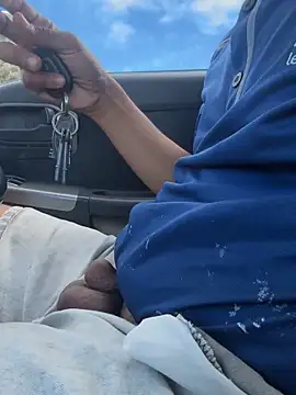 Smallboybigworld online show from February 13, 8:32 am