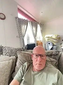 philefc online show from March 9, 12:42 pm