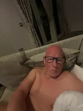 philefc online show from April 6, 8:54 pm