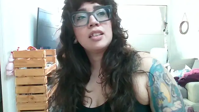 GypsyMamacita online show from September 16, 5:58 pm