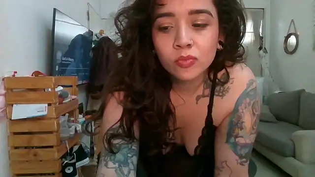 GypsyMamacita online show from September 23, 7:50 pm