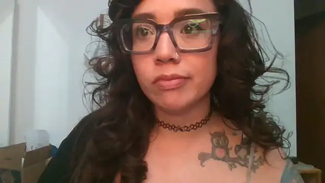 GypsyMamacita online show from October 8, 2:58 pm