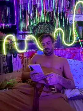 3615-ULLA online show from October 27, 6:01 pm