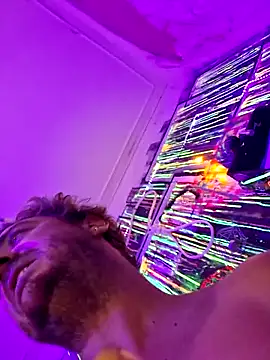 3615-ULLA online show from October 28, 8:55 pm