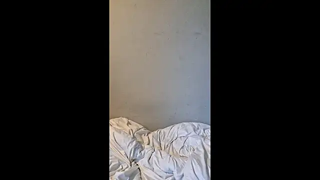 3615-ULLA online show from November 20, 3:01 pm