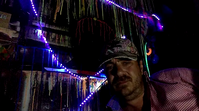 3615-ULLA online show from April 12, 8:25 pm