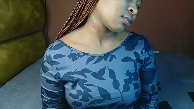 SexxyAddiict online show from February 2, 5:11 pm