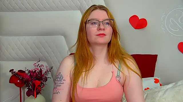 Snapshot of AliceAllisons chatting on February 11, 6:57 pm AliceAllisons online show from February 11, 6:57 pm