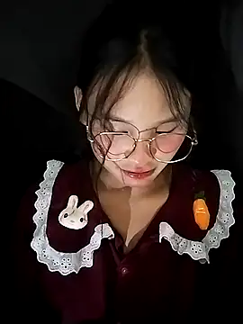 Snapshot of saronla_03 chatting on September 12, 2:39 pm saronla 03 online show from September 12, 2:39 pm