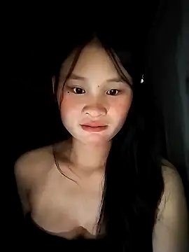 Snapshot of saronla_03 chatting on October 9, 3:54 pm saronla 03 online show from October 9, 3:54 pm