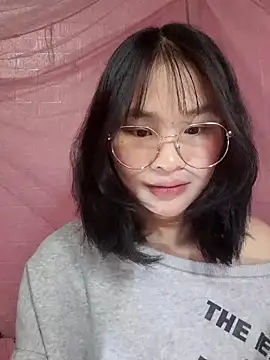 saronla 03 online show from February 4, 8:58 pm