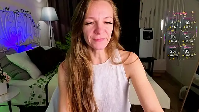 Snapshot of Jesica_mooon chatting on January 16, 1:31 am Jesica mooon online show from January 16, 1:31 am